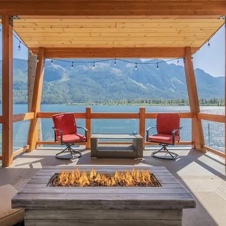 Lazy Bear Lodge By Nw Comfy Cabins